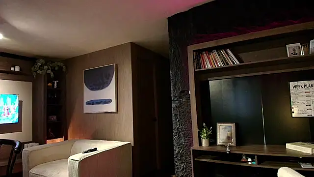 Ambrosia       online show from 02-10-26, 11:14