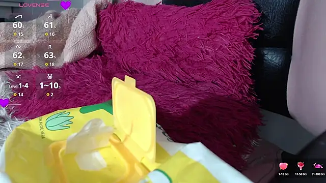 Snapshot of violett_brown9 chatting on 07-15-26, 07:13 violett brown9 online show from 07-15-26, 07:13