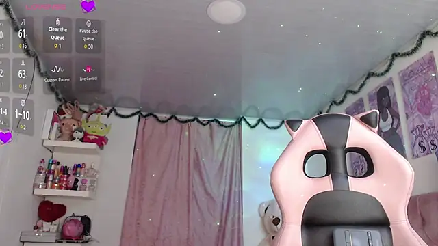 Snapshot of violett_brown9 chatting on 07-28-26, 06:42 violett brown9 online show from 07-28-26, 06:42