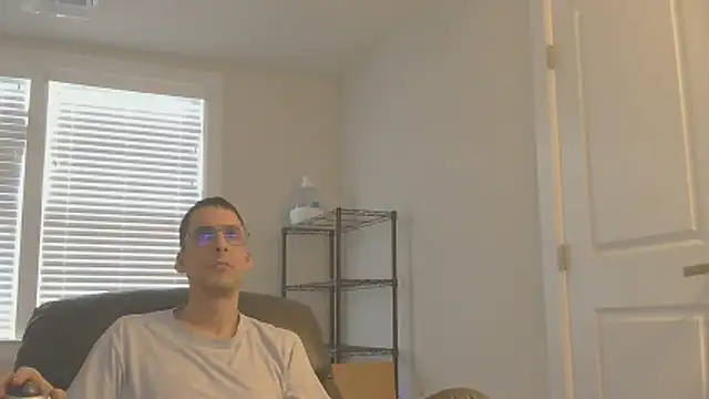 SissyJosh online show from 12-22-25, 09:01