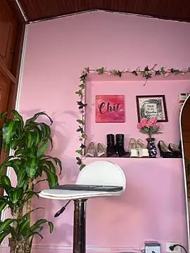  zoe bakerr online show from 04-22-26, 03:57