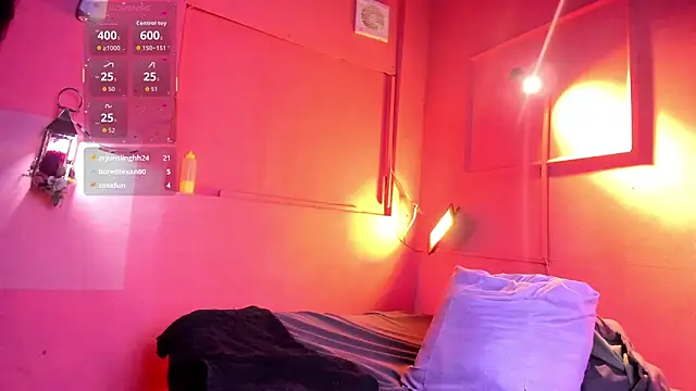 CURLY LATINA  online show from 02-24-26, 04:21