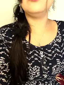 Snapshot of Deshi_bhabhi143 chatting on 05-08-26, 05:13 Deshi bhabhi143 online show from 05-08-26, 05:13