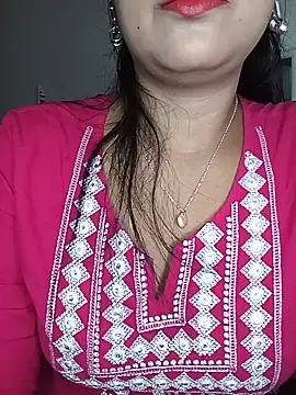 Snapshot of Deshi_bhabhi143 chatting on 06-02-26, 06:15 Deshi bhabhi143 online show from 06-02-26, 06:15