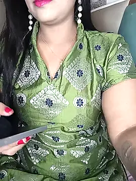 Snapshot of Deshi_bhabhi143 chatting on 06-12-26, 06:23 Deshi bhabhi143 online show from 06-12-26, 06:23