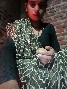 Snapshot of Fency_Love143 chatting on 03-10-26, 12:04 Fency Love143 online show from 03-10-26, 12:04