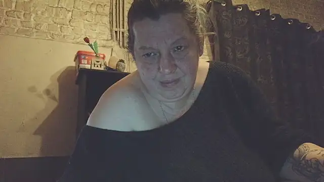 Snapshot of tigresse3 chatting on 05-15-26, 11:12 tigresse3 online show from 05-15-26, 11:12