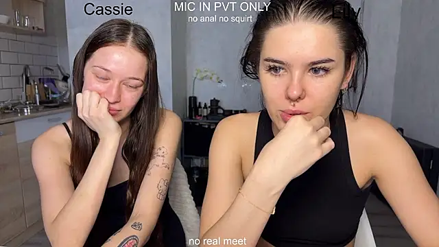 girls secrets online show from 02-10-26, 10:19