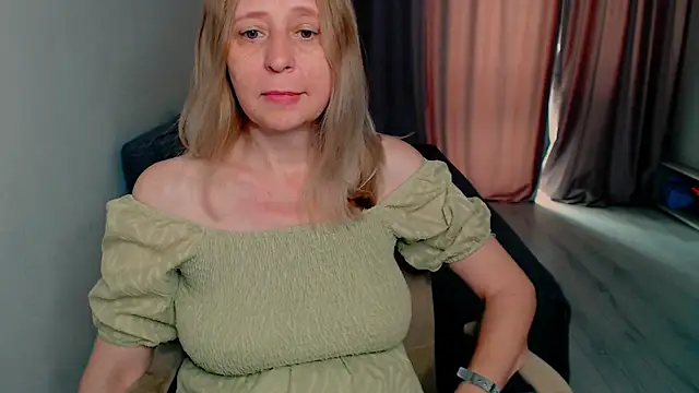 MiLenaMilf online show from 06-09-26, 06:25