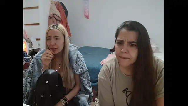 BarbieBlondieGirl online show from 01-13-26, 04:34