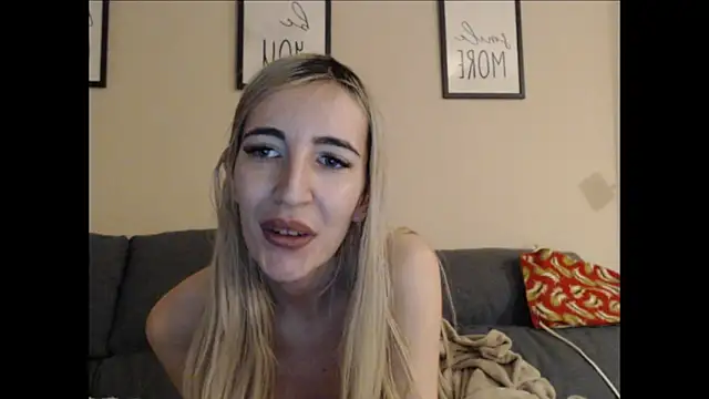 BarbieBlondieGirl online show from 05-24-26, 10:26