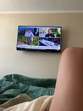 Snapshot of Ameliemist chatting on 03-06-26, 04:14 Ameliemist online show from 03-06-26, 04:14