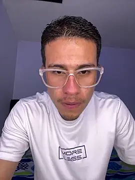 Latin Paisa Boy online show from 02-22-26, 10:30