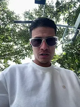 Latin Paisa Boy online show from 02-25-26, 02:59