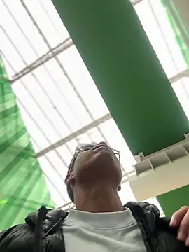 Latin Paisa Boy online show from 04-16-26, 09:39