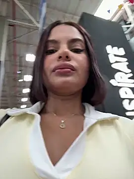 Snapshot of Irina_Velvett chatting on 05-10-26, 04:45 Irina Velvett online show from 05-10-26, 04:45