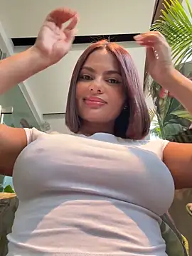 Snapshot of Irina_Velvett chatting on 05-14-26, 10:49 Irina Velvett online show from 05-14-26, 10:49