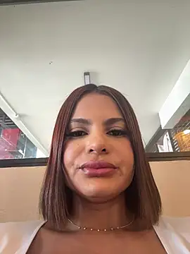 Snapshot of Irina_Velvett chatting on 06-04-26, 06:58 Irina Velvett online show from 06-04-26, 06:58
