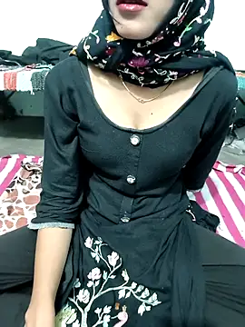 Yours-Zeenat online show from 12-23-25, 07:17