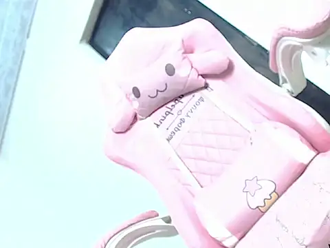 latina ts july online show from 04-25-26, 02:47