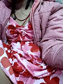 Snapshot of Puja_1230 chatting on 01-07-26, 06:10 Puja 1230 online show from 01-07-26, 06:10