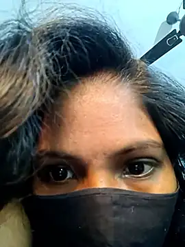 Snapshot of Puja_1230 chatting on 01-11-26, 06:02 Puja 1230 online show from 01-11-26, 06:02