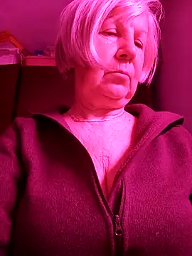 KlaudiaDarling online show from 01-08-26, 06:37