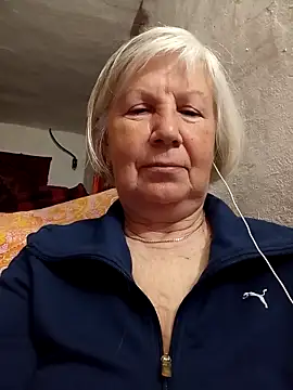 KlaudiaDarling online show from 04-18-26, 08:09