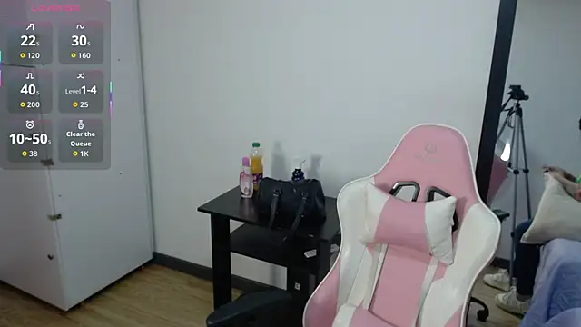 Abby Hiiltoon online show from 03-12-26, 06:08