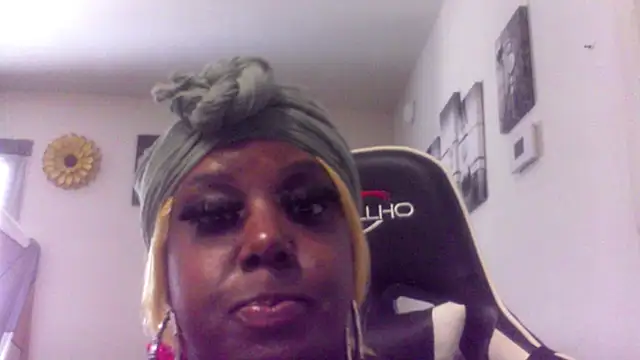 Babyboo3620 online show from 05-19-26, 04:57