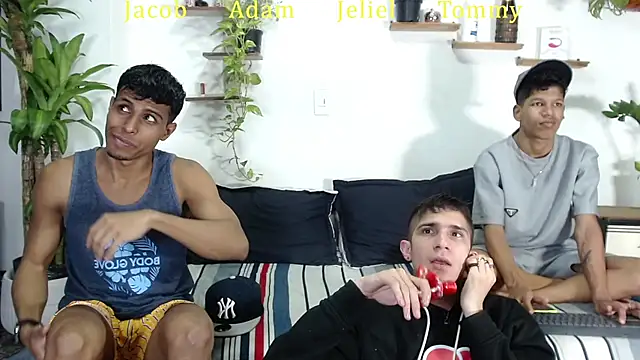 Interracial Snow Bunny online show from 01-31-26, 11:14