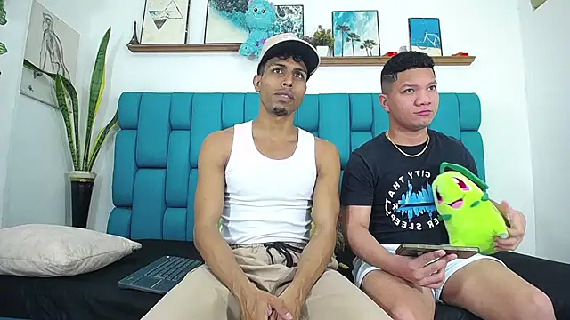 Interracial Snow Bunny online show from 06-11-26, 09:13