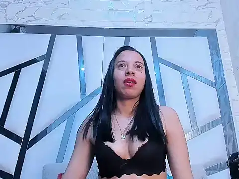 Lunahot68 online show from 01-11-26, 03:00