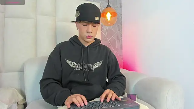 imxxjoel online show from 04-24-26, 04:26