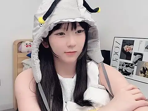 Snapshot of lnua-lnua chatting on 01-13-26, 02:22 lnua-lnua online show from 01-13-26, 02:22