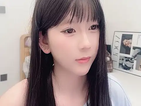 Snapshot of lnua-lnua chatting on 01-14-26, 02:33 lnua-lnua online show from 01-14-26, 02:33