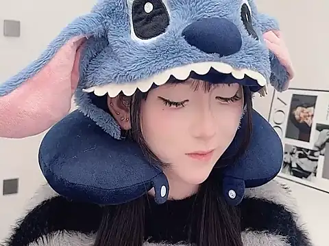 Snapshot of lnua-lnua chatting on 01-15-26, 02:38 lnua-lnua online show from 01-15-26, 02:38