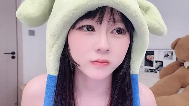 Snapshot of lnua-lnua chatting on 02-08-26, 02:09 lnua-lnua online show from 02-08-26, 02:09