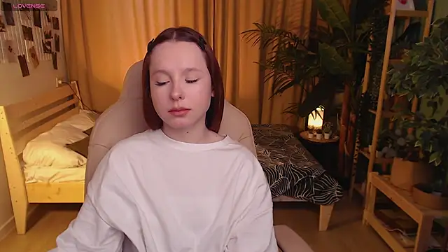 Snapshot of Haya_Harareet chatting on 02-21-26, 08:04 Haya Harareet online show from 02-21-26, 08:04