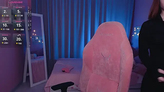 Snapshot of Haya_Harareet chatting on 02-24-26, 08:12 Haya Harareet online show from 02-24-26, 08:12