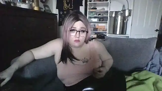 UnpleasantFan156 online show from 03-22-26, 03:48