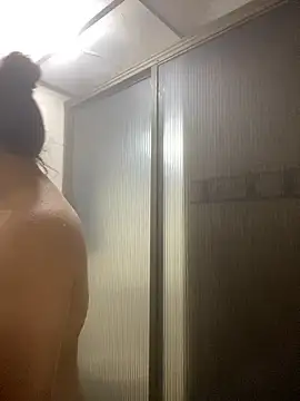 Scarlet auraa online show from 04-08-26, 05:24