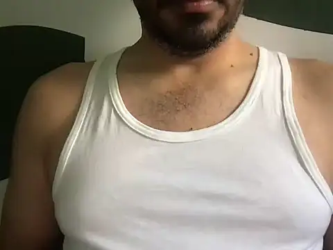 Snapshot of sundar85m chatting on 03-08-26, 10:52 sundar85m online show from 03-08-26, 10:52