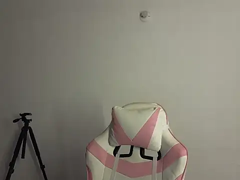 Daphne Grayy online show from 03-23-26, 12:09