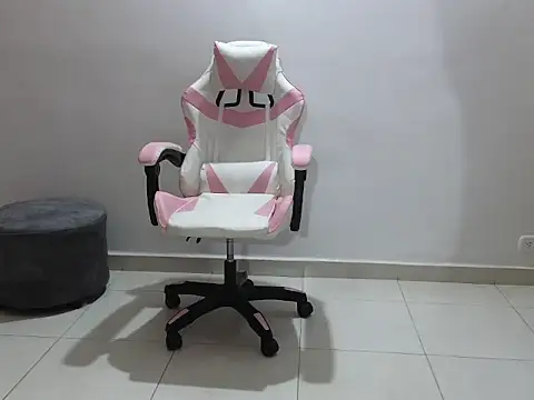 Daphne Grayy online show from 03-24-26, 11:59