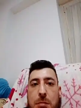 Snapshot of Moreno12456 chatting on 03-23-26, 01:20 Moreno12456 online show from 03-23-26, 01:20