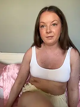 Nova-Vixen online show from 04-19-26, 08:46