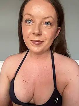 Nova-Vixen online show from 04-22-26, 08:06