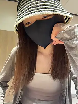 ZJbaby online show from 04-25-26, 02:14