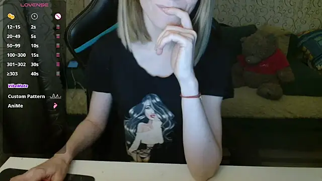 -Milamanka- online show from 02-10-26, 03:38